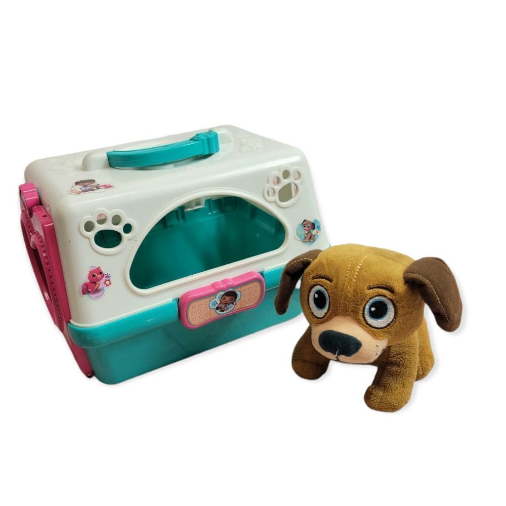Doc McStuffins pet carrier and puppy